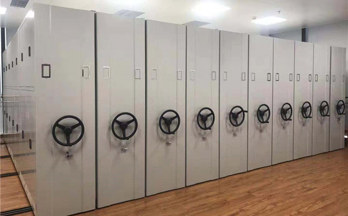 ļ{CD